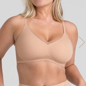 Honey love cross over bra sz L. Tried on,never worn. $42.00